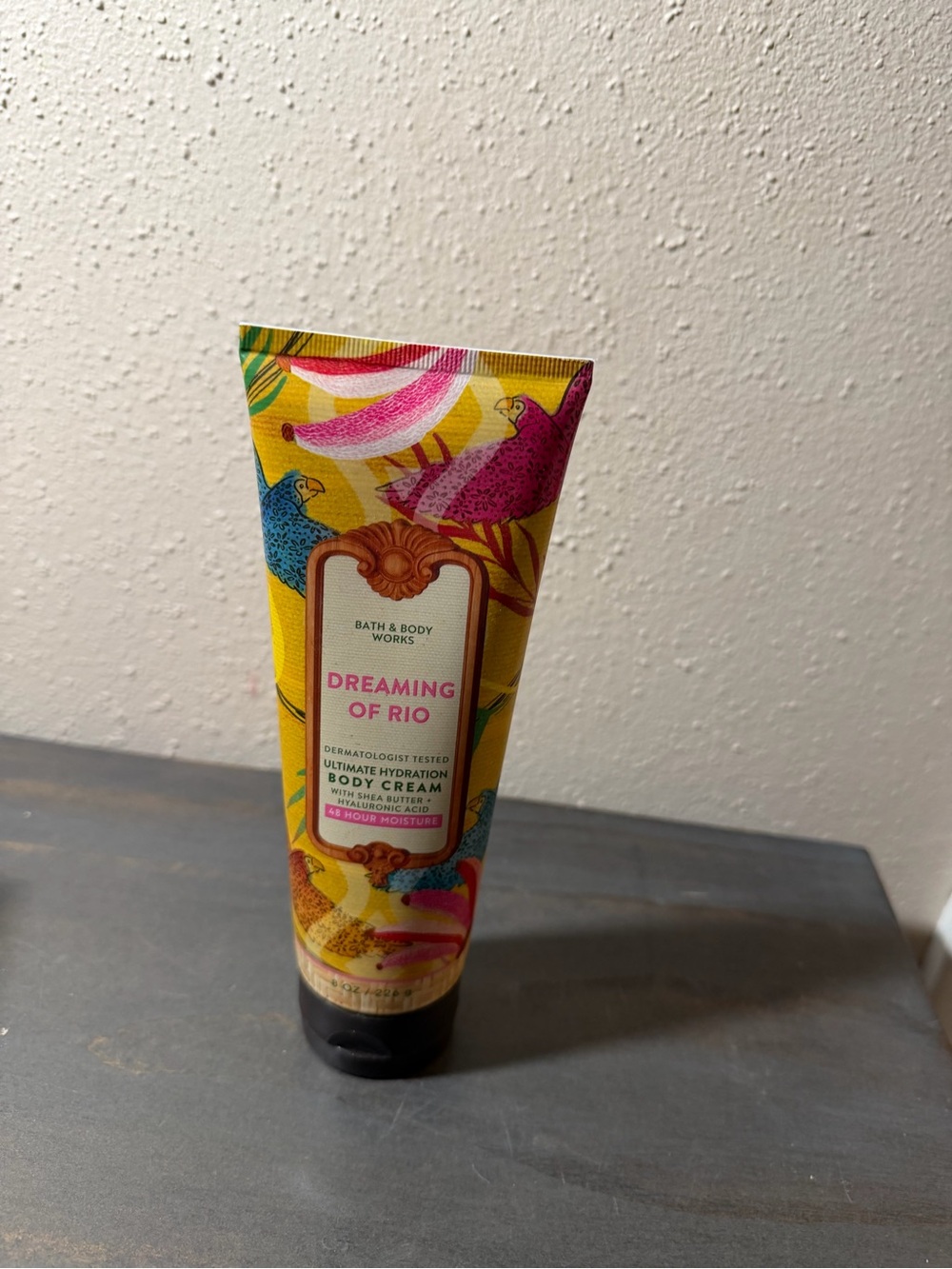 Bath & Body Works Dreaming of Rio Hydrating Body Cream - NEW